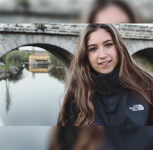 Me gustaría ayudar a los más pequeños , o jóvenes de la eso en asignaturas como biología, naturales o repaso. estudio enfermería