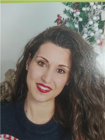 Laureata in lettere e beni culturali,offre ripetizioni in italiano, storia, storia dell'arte