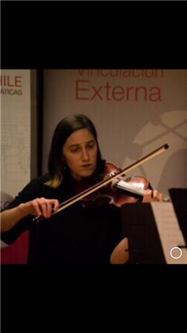 Profesora de violín, niveles básico e intermedio-avanzado