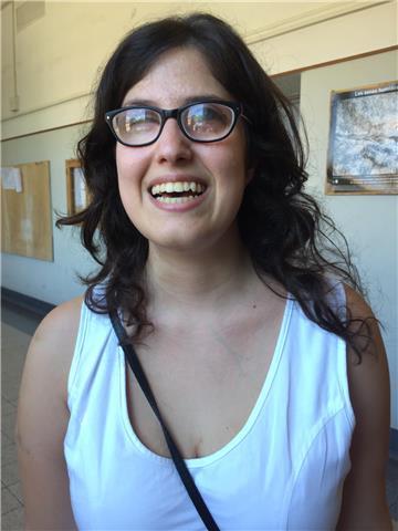 Laureanda in filosofia E diplomata al liceo internazionale spagnolo con doppio diploma e livello di spagnolo c1! Studiare è capire non memorizzare