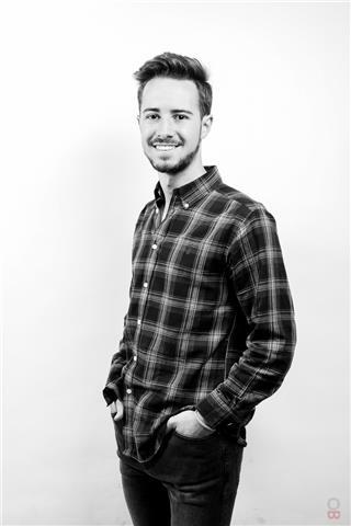 Estudiante de turismo y marketing se ofrece para dar clases de inglés, lengua, matemáticas o science a alumnos en etapa escolar