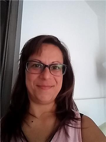 Insegnante impartisce lezioni di matematica