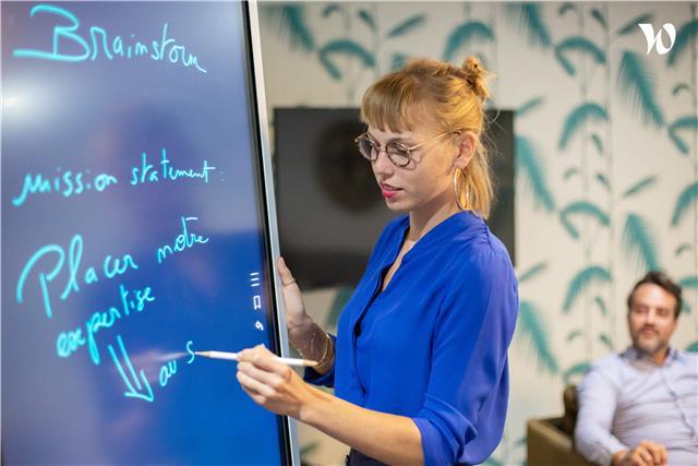 Étudiante bilingue propose cours de langue
