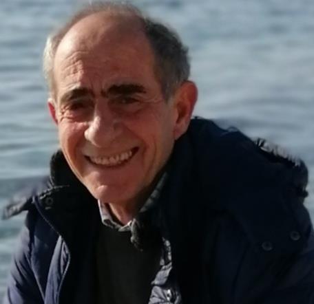 Ho insegnato italiano e latino per 35 anni, ho preparato studenti universitari. Sono un serio professionista