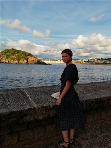 Profesora de inglés para niños y adultos, desde el nivel a1 hasta el b2, en donosti, zona antiguo, aiete y centro