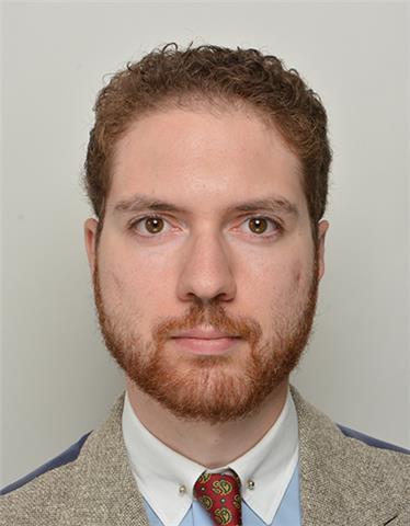 Dottore di ricerca in Storia antica e insegnante presso un'università francese con numerose pubblicazioni all'attivo propone lezi