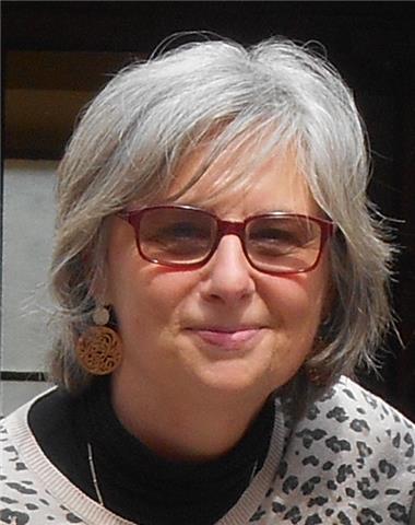 Docente pluridecennale esperienza con studenti di ogni età (da prescolare ad adulti) offre lezioni di lingua e cultura inglese per ogni livello