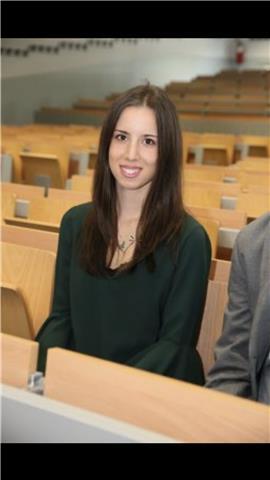 Laureata in psicologia. disponibile per ripetizioni in materie scientifiche e in metodo di studio a ragazzi delle medie-superiori