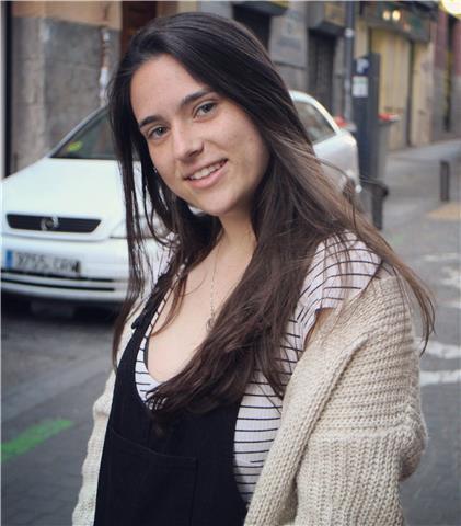 Soy una estudiante de cuarto curso de biología sanitaria interesada en dar clases particulares (matemáticas, física y química también)