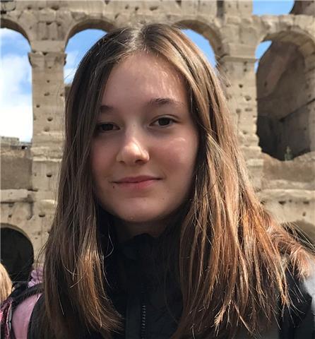 Studentessa madre lingua francese per lezioni/corsi/discussioni di francese !