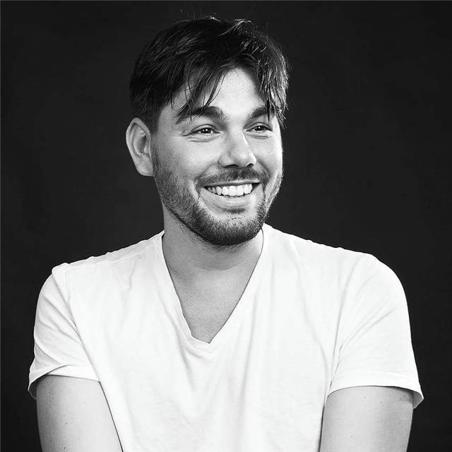 Doy clases de ortografía, escritura e historia de la literatura