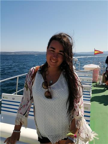 Clases particulares de inglés, lengua y mate, de refuerzo, para preparar exámenes o para ayudar con los deberes a niños entre 6 y 14 años