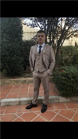 Estudiante de derecho, que realizo bachillerato de ciencias y obtuvo en prueba de selectividad 9,75 en la materia de matemáticas