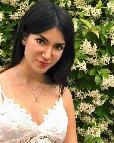 Studentessa di filosofia e scienze dell'educazione offre ripetizioni per materie scolastiche, in particolare italiano, greco, latino, filosofia, storia e lingue straniere (inglese e spagnolo) a Pescara