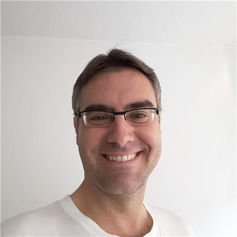 Insegnante di inglese e francese con esperienza