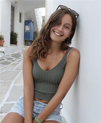 Ofrezco clases de ingles por barcelona centro y alrededores. tengo certificado de advanced