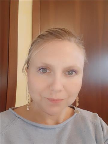 Lernen deutsch mit spass
impararlo con metodo 
lo insegno via skype con modalità online