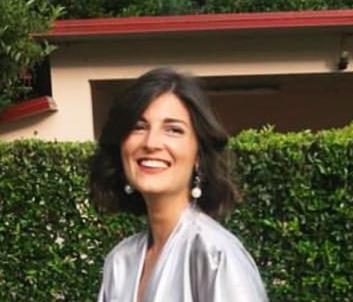Neolaureata in economia dell'arte all'università Ca' Foscari e tesi di laure triennale in Beni culturali presso l'Università degli studi Roma Tre. Esperta soprattutto di Storia dell'arte Moderna ( ) e di Storia dell'arte Contemporanea con specifica prepar