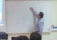 Asignaturas de matemáticas, física, tecnología, dibujo técnico para eso y primaria