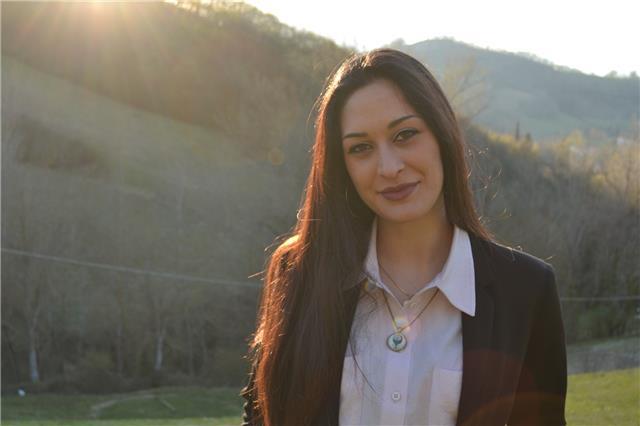 Laureata in filosofia offre aiuto compiti/ ripetizioni in materie umanistiche