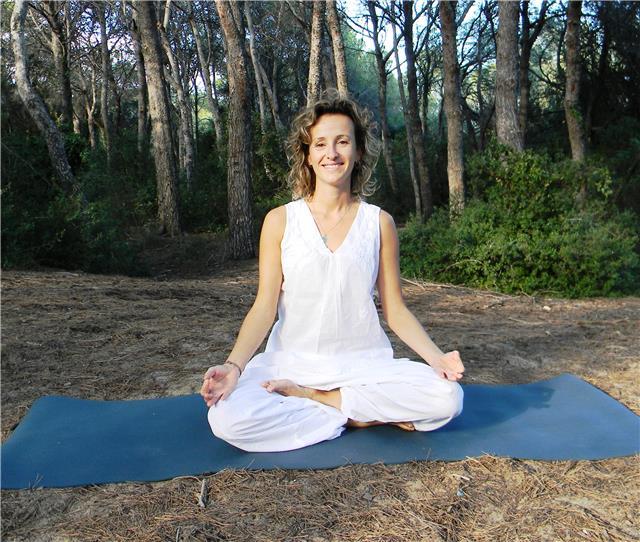 Yoga terapeutico para personas con discapacidad, personas mayores o movilidad reducida