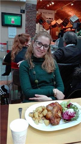 Laureata in filosofia offre ripetizioni private in tutte le materie