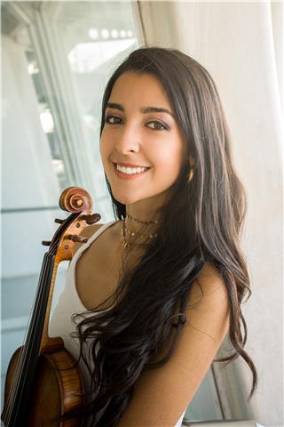 Profesora de Violín ofrece clases particulares del instrumento, de forma online