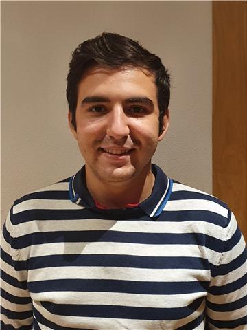 Profesor de academia, soy profesor de Matemáticas y Física y Química hasta nivel de segundo de Bachillerato