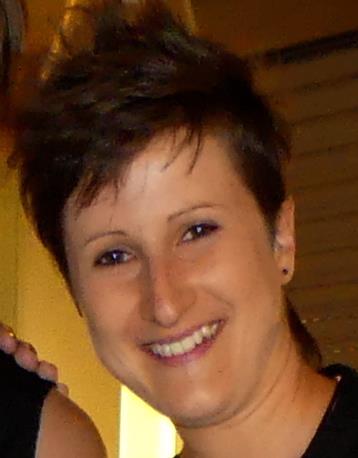 Laureata in lingue per interpreti e traduttori a trieste impartisce lezioni di francese.
uso questa lingua nel mio lavoro e amo trasmetterne la conoscenza in modo originale ma partendo da basi solide che restano essenziali per maneggiare una lingua