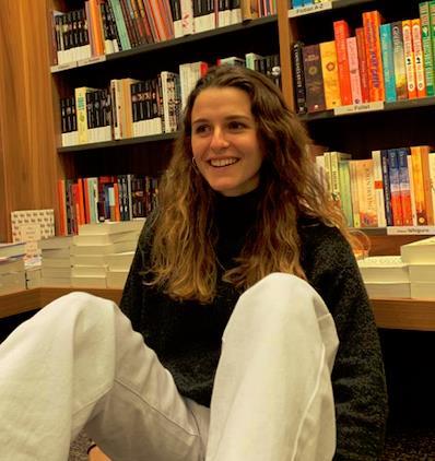 Estudiante de medicina con nivel c1 de inglés ofrece clases