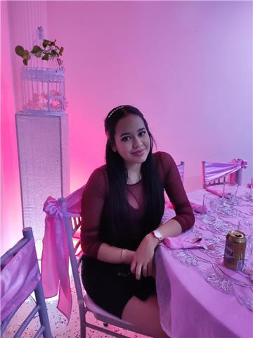 Docente con experiencia en bachillerato en clases de Español e Inglés