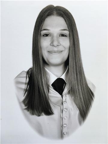 Doy clases de refuerzo/ampliación en todas las áreas desde primaria hasta secundaria. individuales y económicas