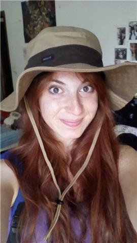 Laureata in lettere con 6 anni di esperienza impartisce lezioni di latino anche a distanza