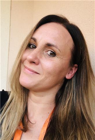 Profesora de inglés bilingüe, con certificación celta (certificado impartido por la universidad de cambridge).si necesitas aprobar alguno de los exámenes oficiales de cambridge, apoyo escolar, o aprender porque quieres viajar y/o ascender en tu trabajo