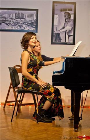 Clases de piano y lenguaje musical.preparacion abrsm, conservatorio