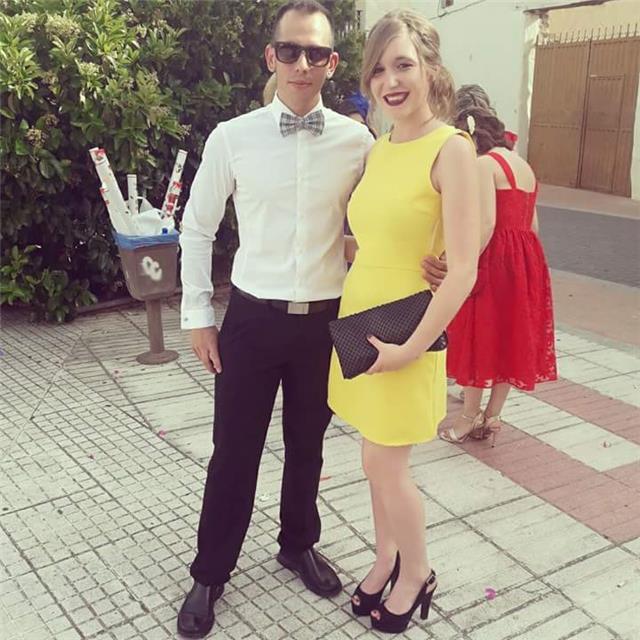 Graduada en magisterio de educación infantil. doy planes de apoyo y refuerzo a infantil y primaria y/o cuidado de niños