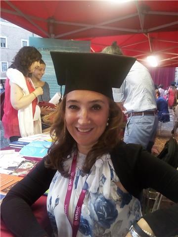 Insegnante di diritto, inglese, francese