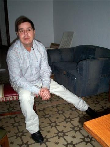 Doy clases particulares de inglés básico y medio; y español para extranjeros. me desplazo sólo en deltebre, o recibo en mi casa