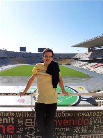 Profesor de Euskera (hast C1), Ingles (Hasta B2), Castellano y Frances (A1, A2)