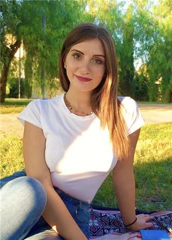 Laureata in scienza e tecnica della mediazione linguistica offre ripetizioni e lezioni di inglese