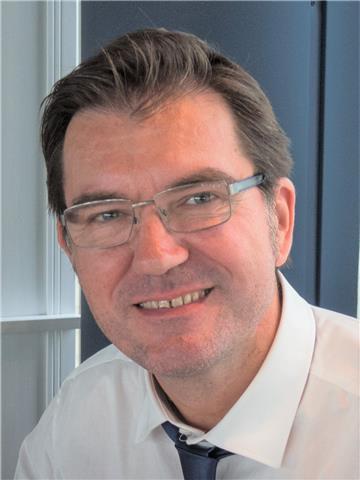 Insegnante della lingua inglese esperienza dal lavoro nelle aziende multinaz.livello pratico,conversazione pronuncia e scrittura