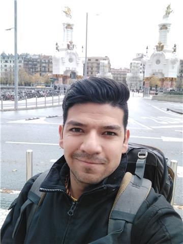 Profesor de inglés avanzado ofrece clases de inglés presenciales y virtuales en zaragoza . virtuales en todo el país