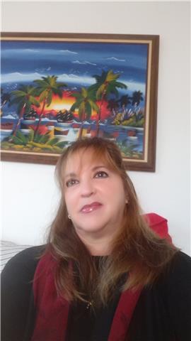 Licenciada en educación con especialidad en lengua castellana y comunicación social. máster en gestión turística. asesora para tesis y tfg