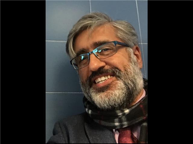 Profesor titular en ejercicio, 20 años de experiencia, 100% aprobados pau