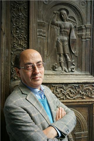 Studioso di filosofia e saggista offre lezioni private di filosofia anche via online