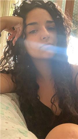 Studentessa universitaria diplomata in ragioneria