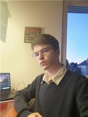 Étudiant en terminal scientifique donne des cours de physique-chimie de la 6ème à la 1ère