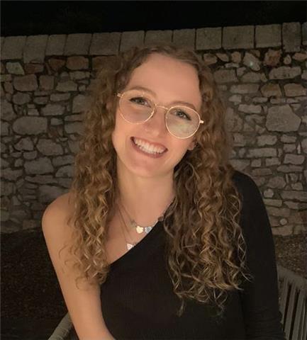 Ragazza offre ripetizioni o semplici conversazioni in inglese, quale modo migliore per poter migliorare le proprie competenze linguistiche!