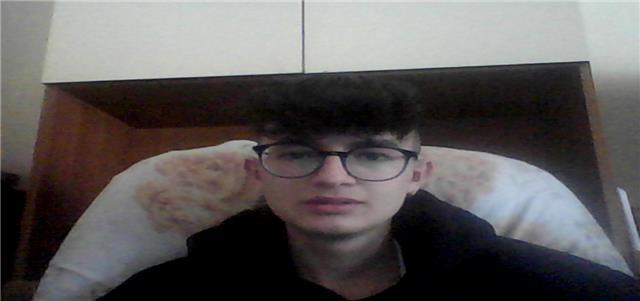 Mi offro disponibile per lezioni di ripasso e ripetizioni di matematica per argomenti di scuola elementare e medie, per colmare delle lacune, capire al meglio gli argomenti e saper svolgere gli esercizi