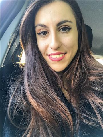 Studentessa di lingue all’ultimo anno offre ripetizioni di inglese